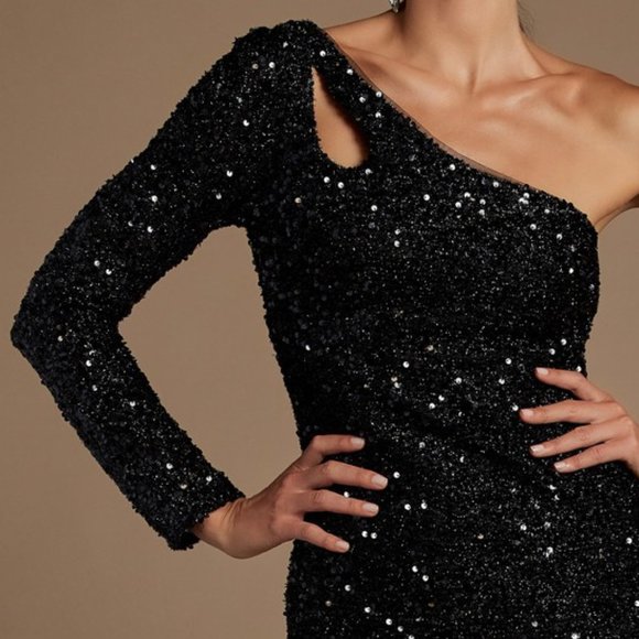 NEW ONE SHOULDER SEQUIN GOWN WITH CUT OUT DETAIL AND A SLIT ON SKIRT NXS1013 - Picture 5 of 8